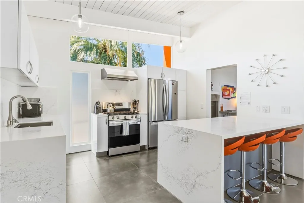 Additional image 7 of 302 E Racquet Club Drive, Palm Springs, CA 92262