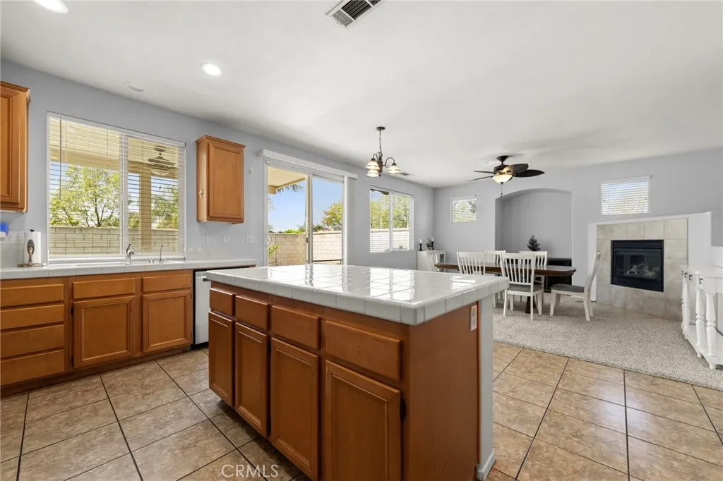 Additional image 63 of 7112 Riley Dr, Fontana, CA 92336