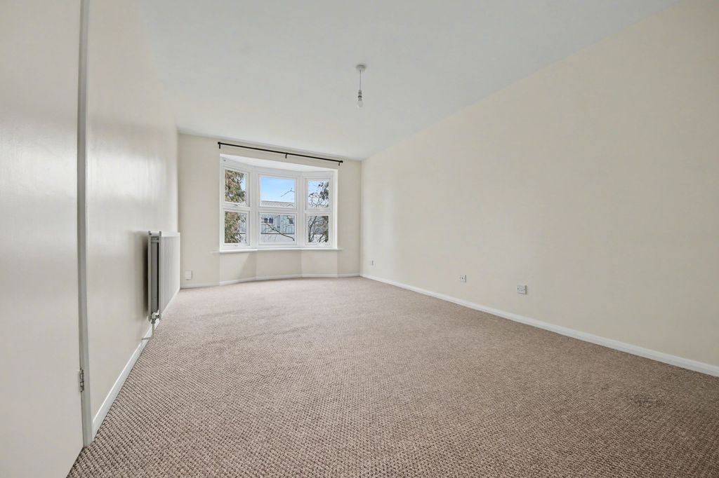 Additional image 2 of 2 bed flat for sale358 Spring Road, Sholing SO19