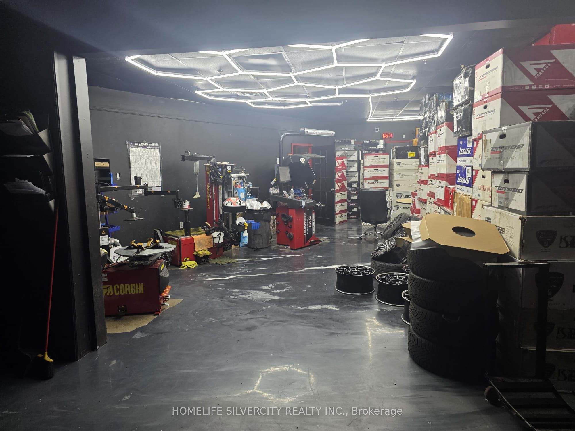 Additional image 2 of 16 & 17-37 Kodiak Crescent, Toronto, ON, M3J 3G5