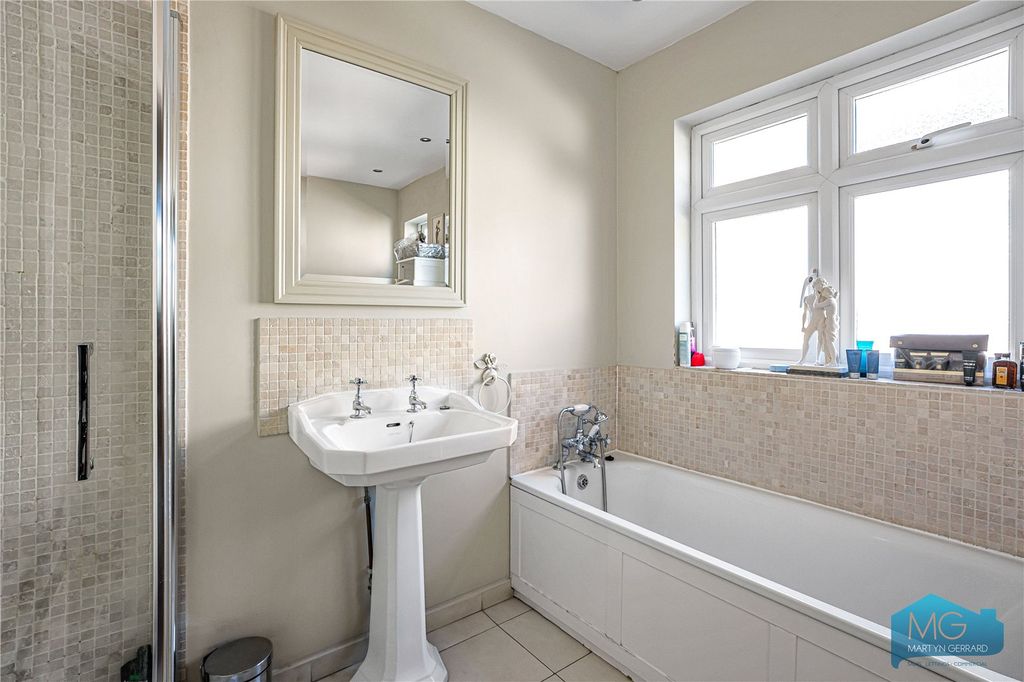 Additional image 16 of 3 bed semi-detached house for saleEast View, Barnet EN5