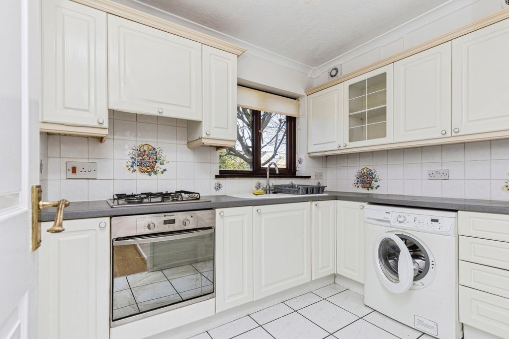 Additional image 7 of Studio for saleTrenear Close, Horsham, West Sussex RH13