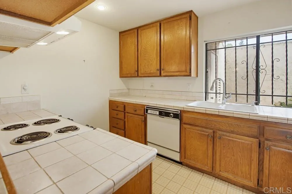 Additional image 51 of 10765 Caminito Bravura, San Diego, CA 92108