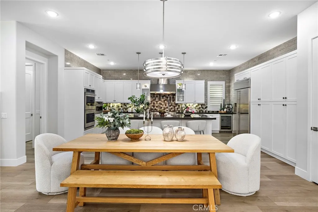 Additional image 74 of 53 Lunar, Irvine, CA 92618