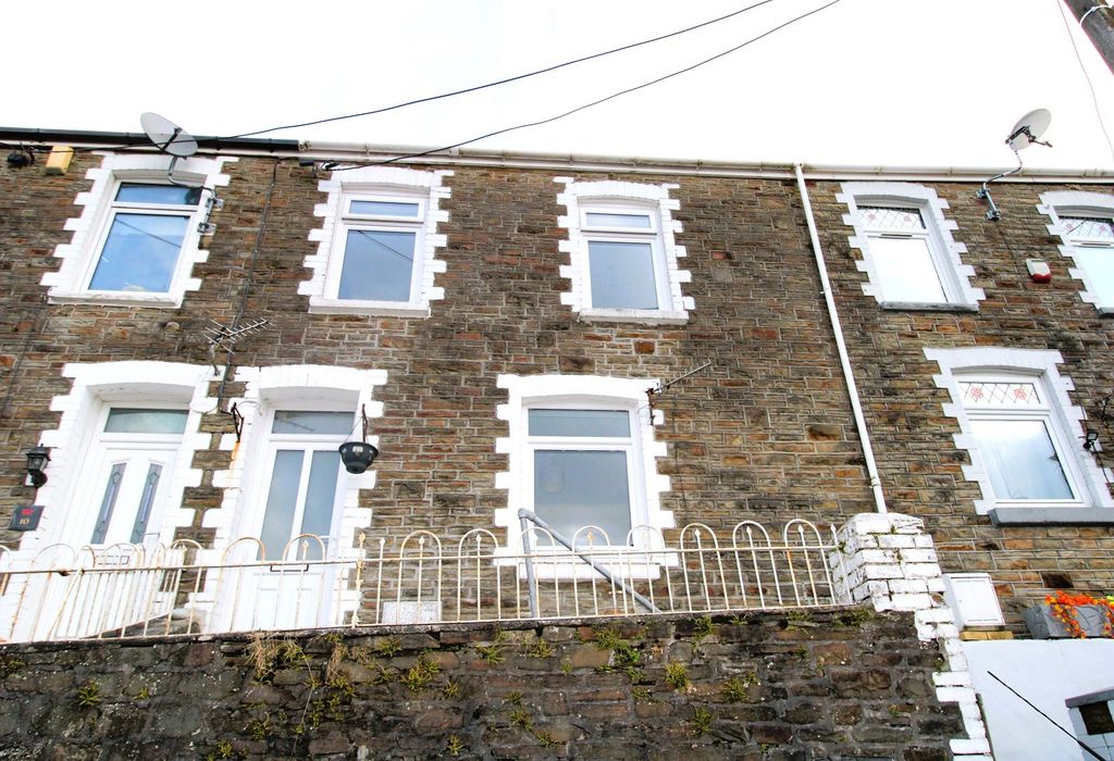 2 bed terraced house for saleLower Church Street, Pontycymer, Bridgend. CF32