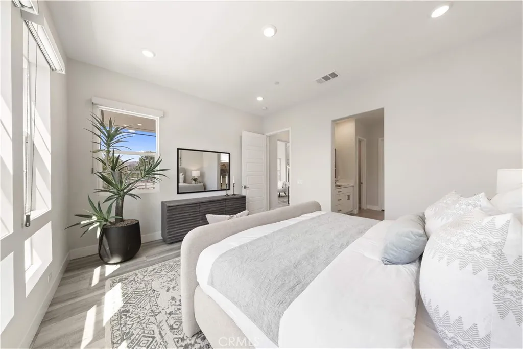 Additional image 76 of 228 Merit, Irvine, CA 92618