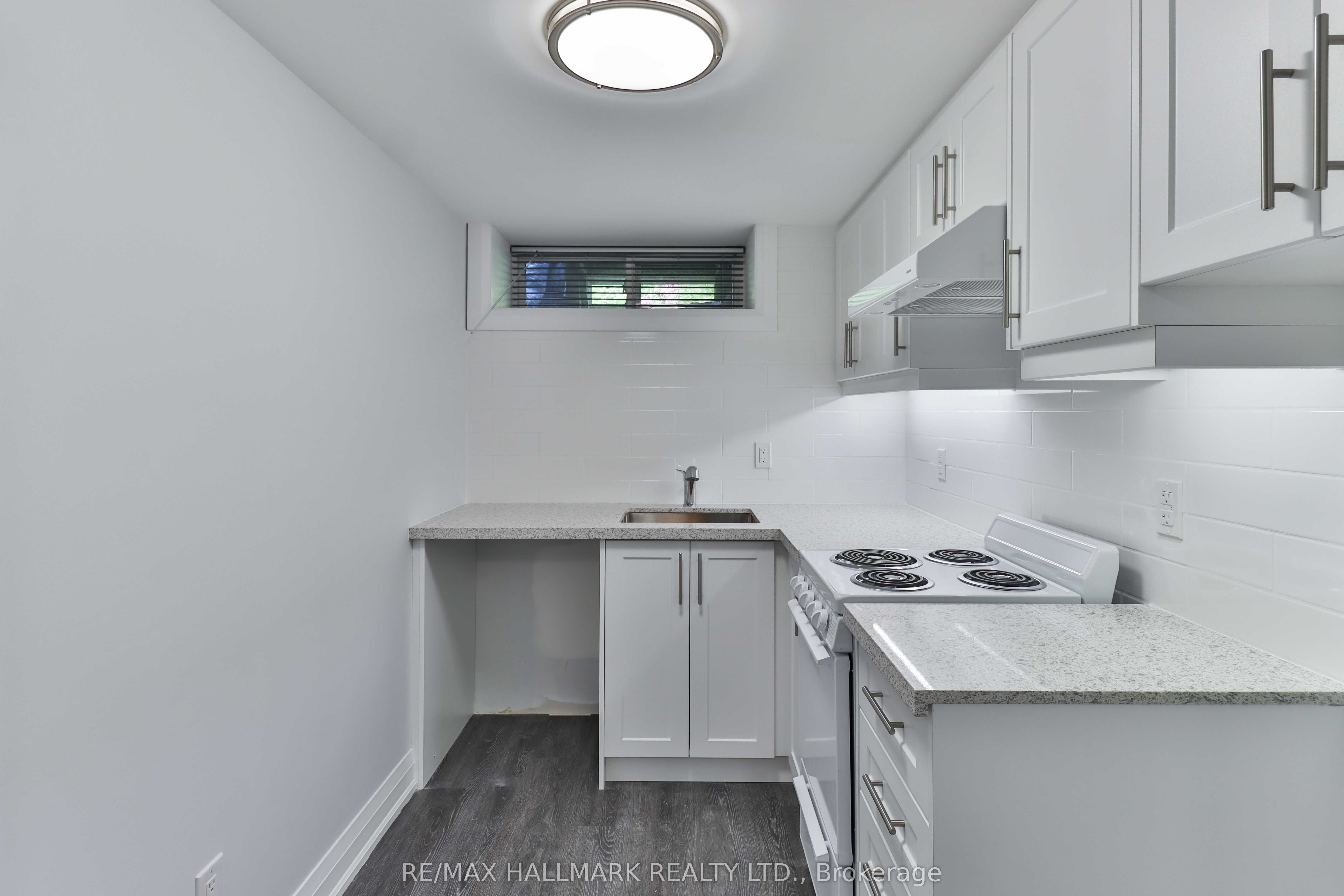 Additional image 4 of Bsmt-880 College Street, Toronto, ON, M6H 1A3