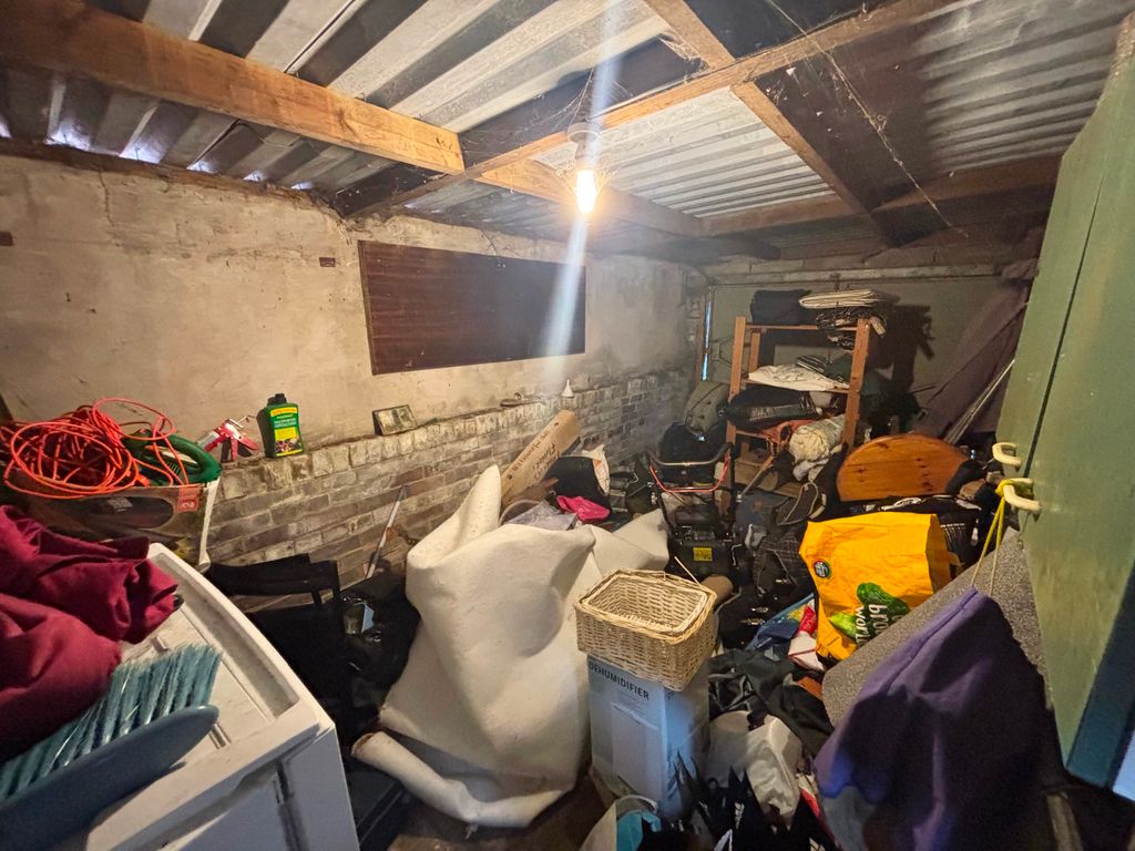 Additional image 6 of 3 bed bungalow for saleTwmpath Road, Pontypool NP4