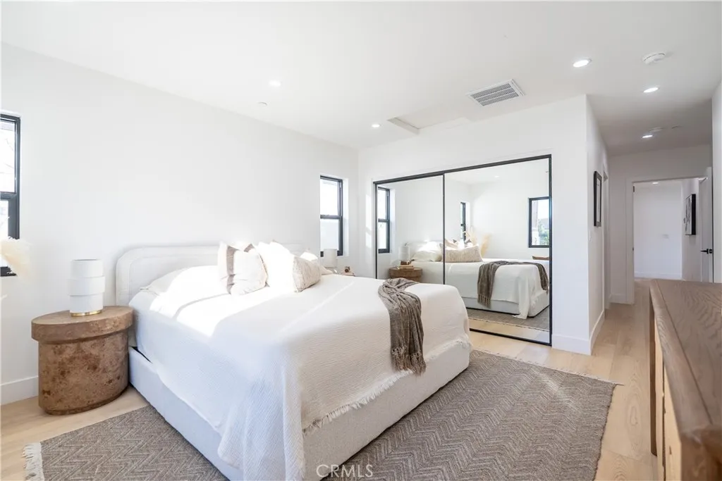 Additional image 11 of 1719 Landis St, Burbank, CA 91504