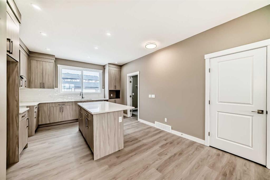 Additional image 6 of 116 Belvedere Park SE, Calgary, AB, T2A 8A1