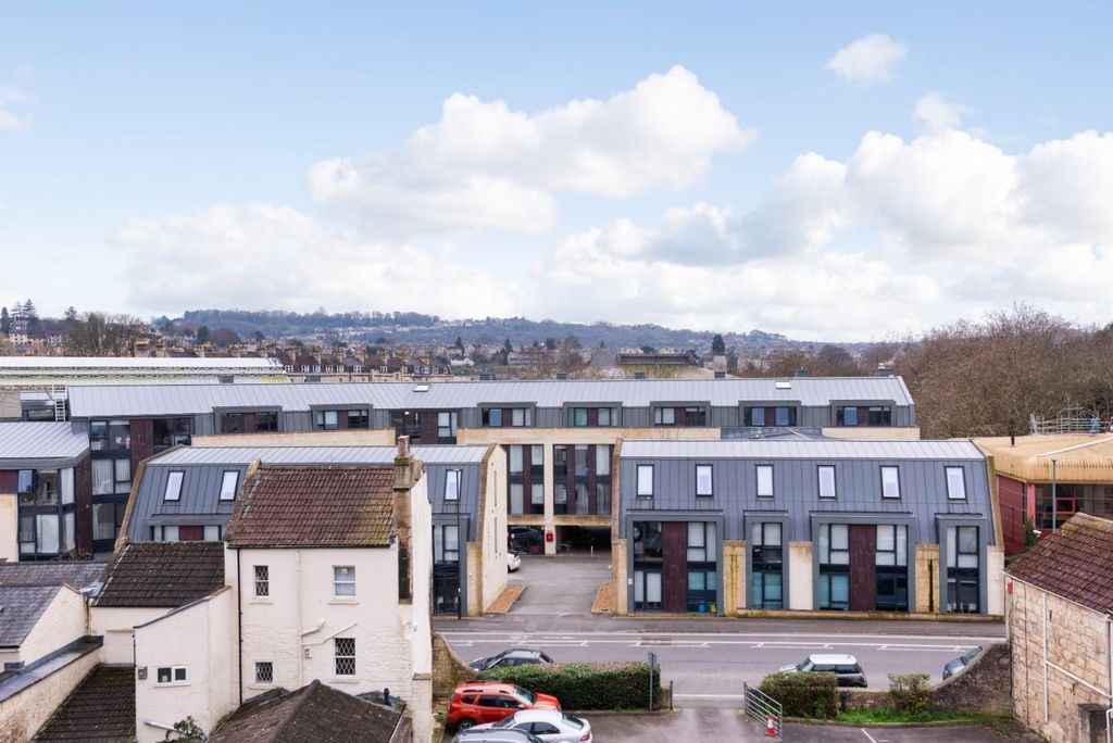 Additional image 12 of 3 bed maisonette for saleNew King Street, Bath BA1