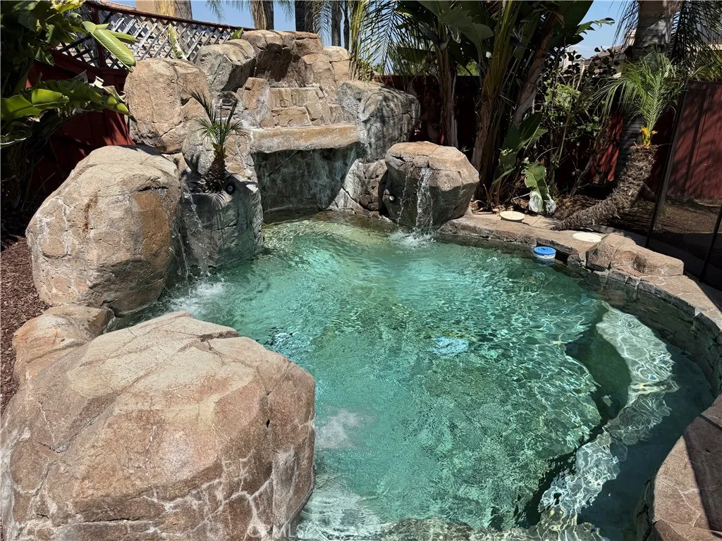 Additional image 17 of 15128 Versailles St, Lake Elsinore, CA 92530