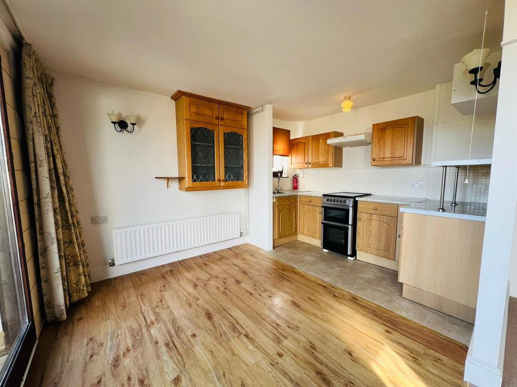 Additional image 6 of 2 bed semi-detached bungalow for saleYarmouth, Isle Of Wight PO41