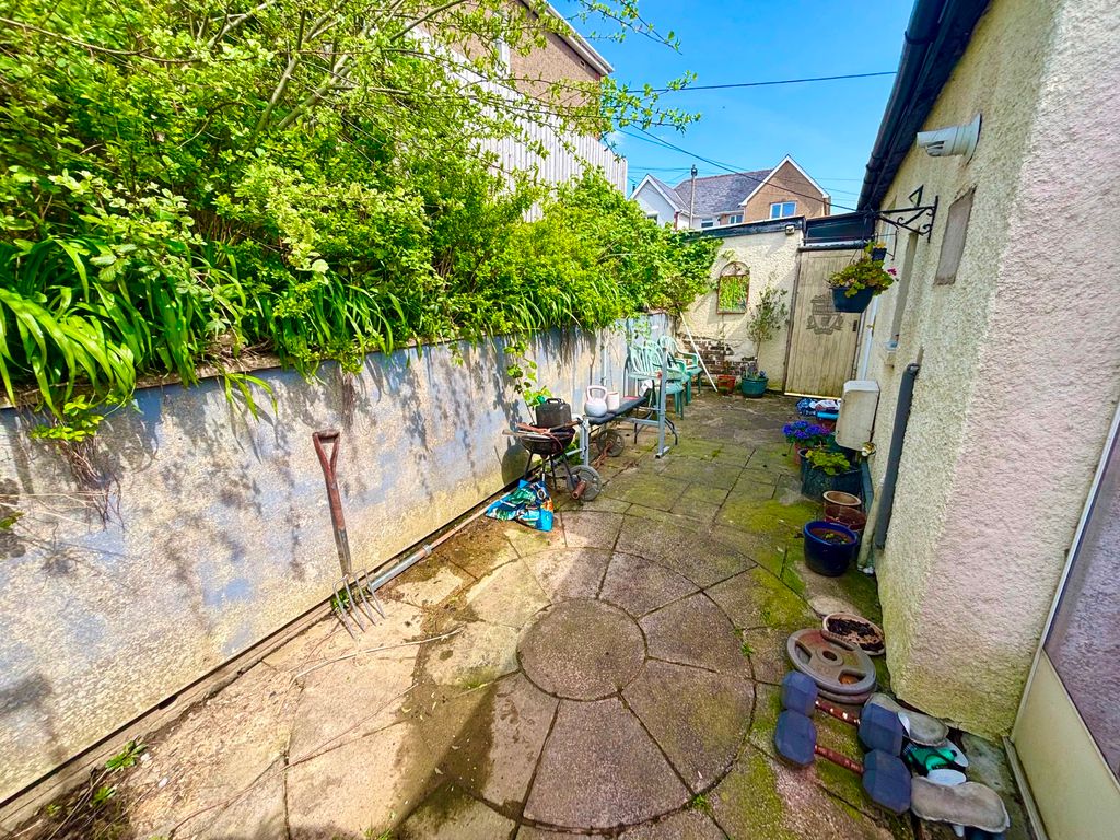 Additional image 37 of 3 bed bungalow for saleTwmpath Road, Pontypool NP4