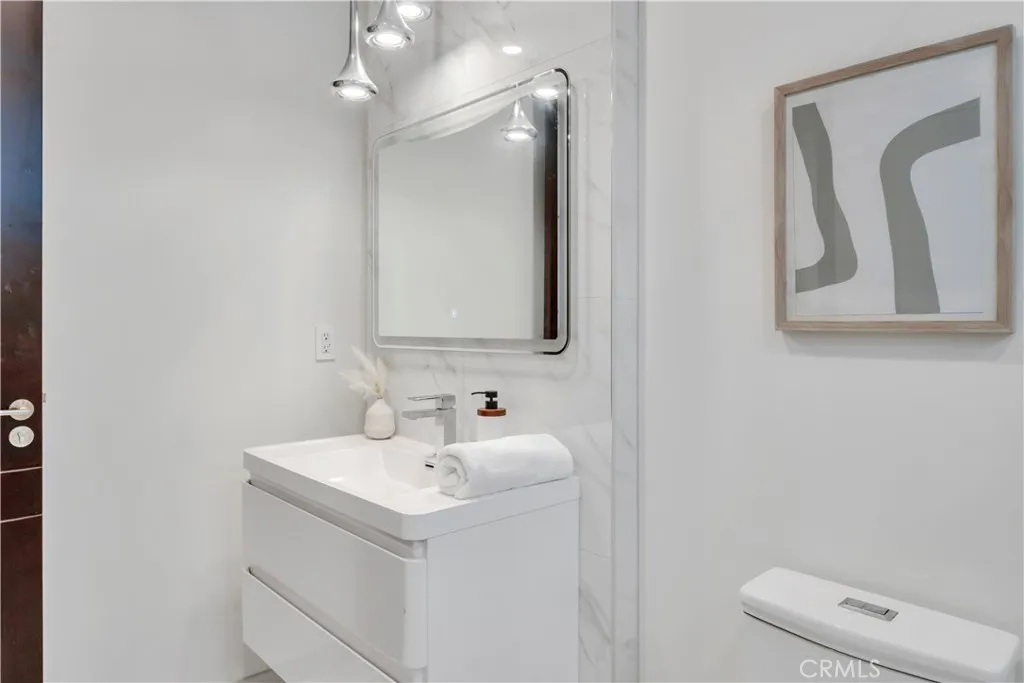 Additional image 142 of 332 Avenue E, Redondo Beach, CA 90277