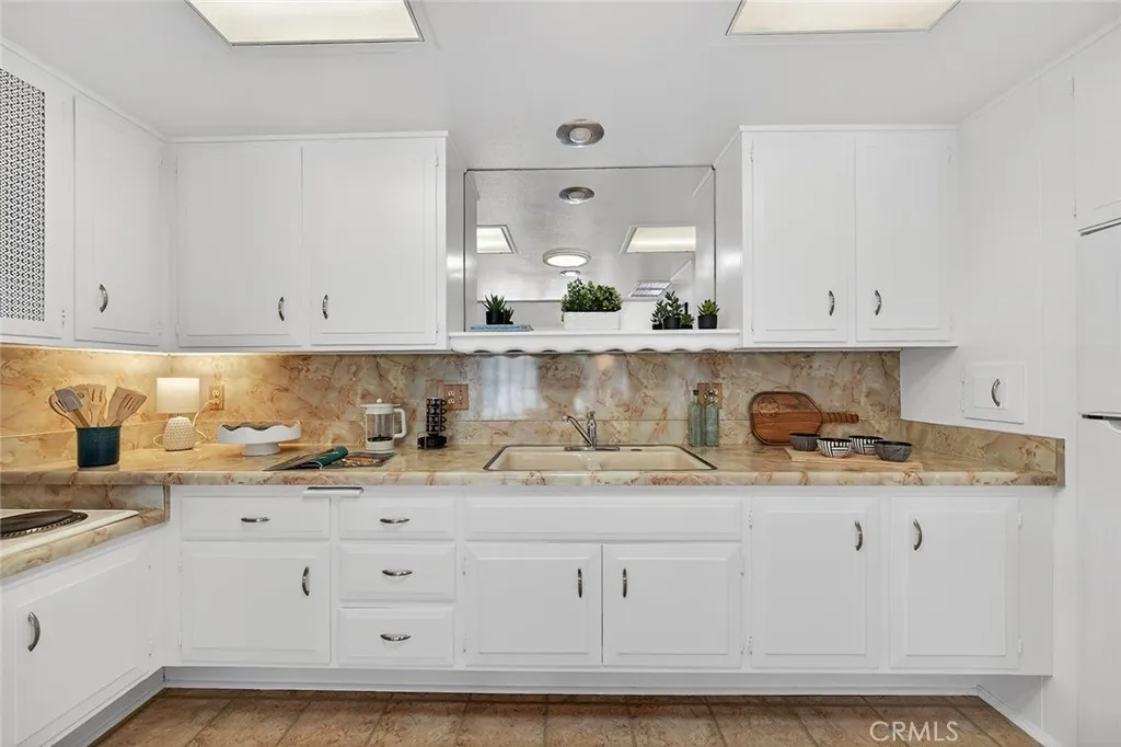 Additional image 10 of 13581 Medinac Lane M5 71d, Seal Beach, CA 90740