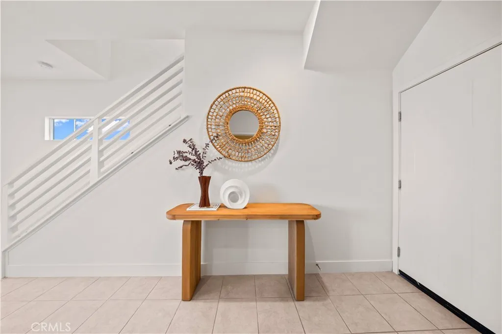 Additional image 12 of 645 W 17th St, Costa Mesa, CA 92627