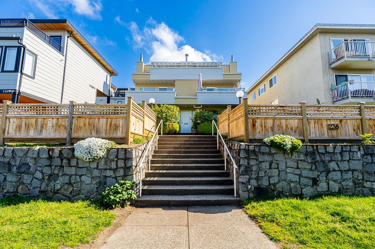 238 4th Street W, North Vancouver, BC, V7M 1H7