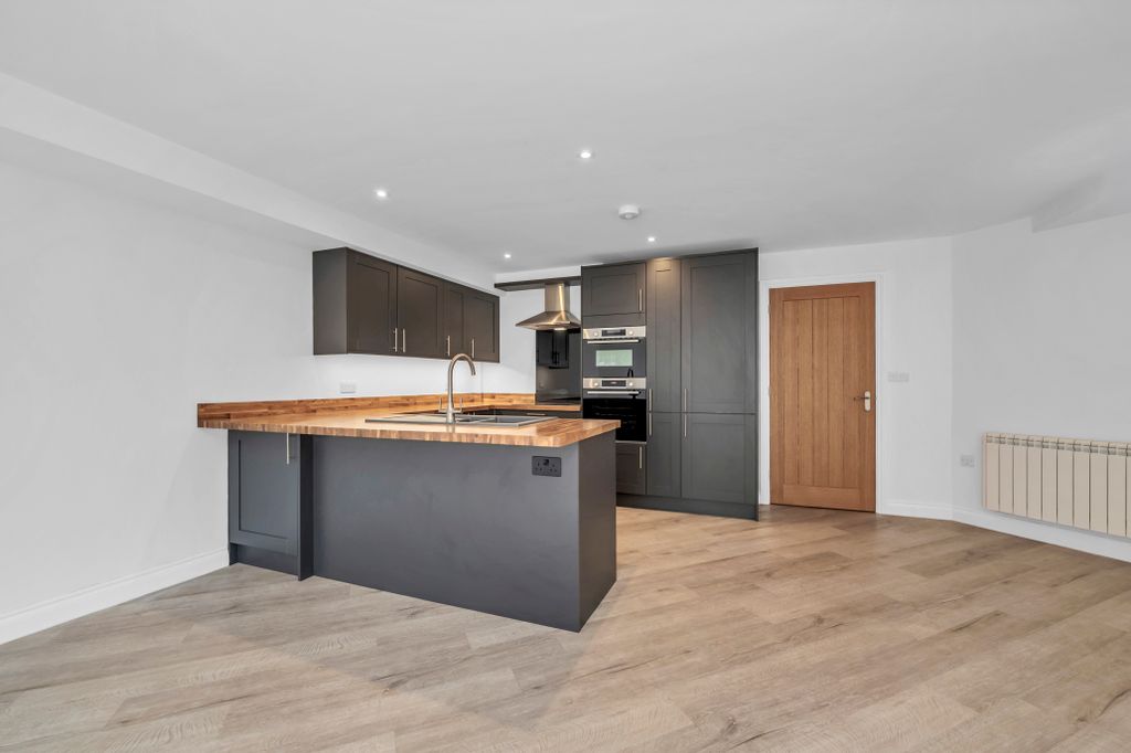 Additional image 3 of 2 bed flat for saleRisbygate Street, Bury St. Edmunds IP33