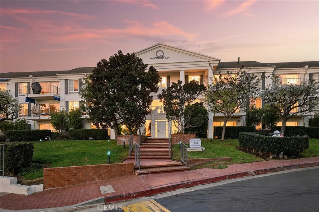 Additional image 45 of 300 Cagney Ln Unit 206, Newport Beach, CA 92663