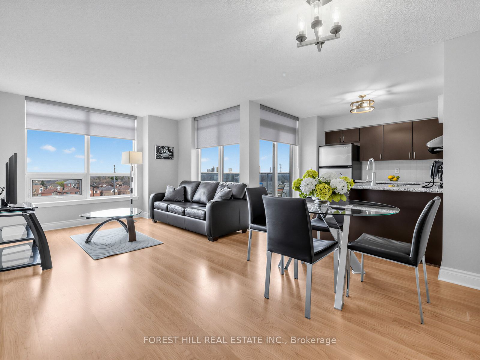 Additional image 4 of 511-7 North Park Road, Vaughan, ON, L4J 0C9
