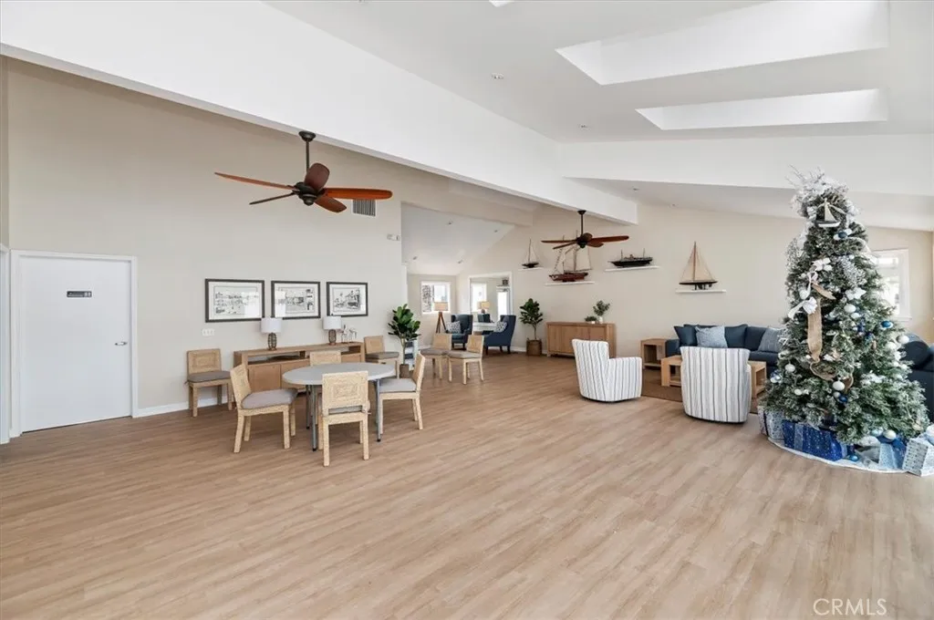 Additional image 99 of 58 Beach Dr, Newport Beach, CA 92663