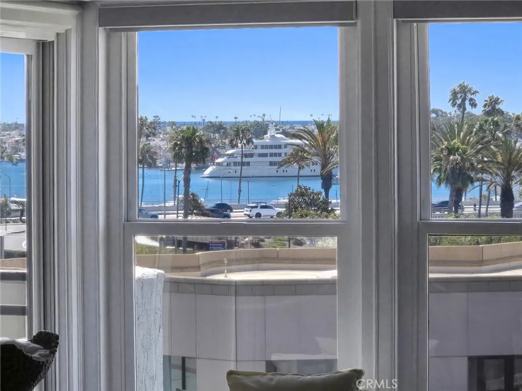 Additional image 12 of 280 Cagney Lane Unit 211, Newport Beach, CA 92663