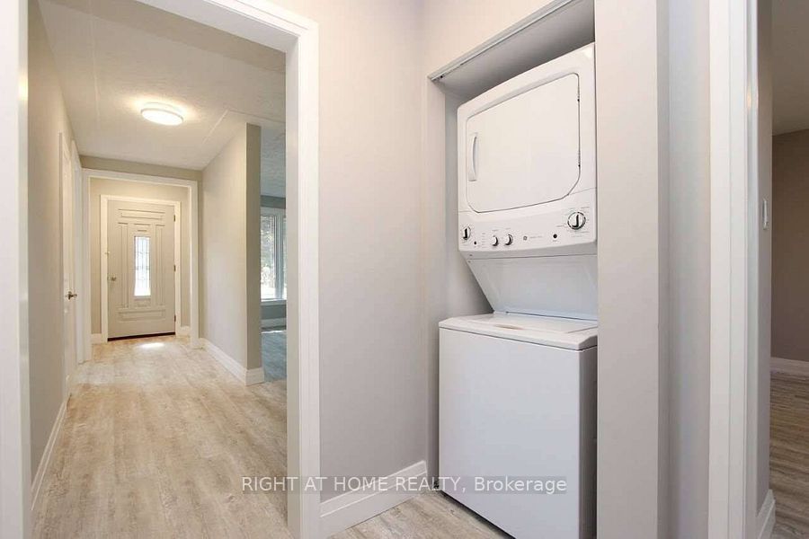 Additional image 4 of Upper-1053 Somerville Street, Oshawa, ON, L1G 4K4