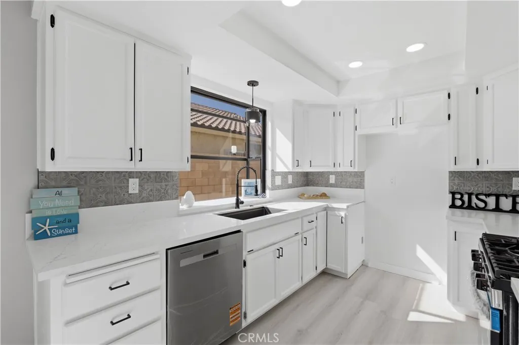 Additional image 54 of 13959 Driftwood Dr, Victorville, CA 92395