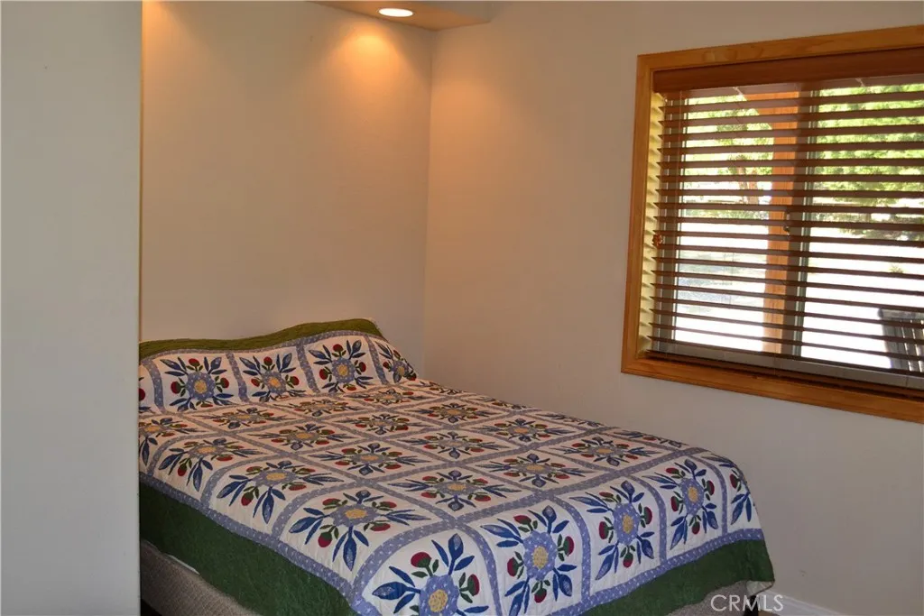 Additional image 16 of 2405 Symonds Dr, Pine Mountain Club, CA 93222