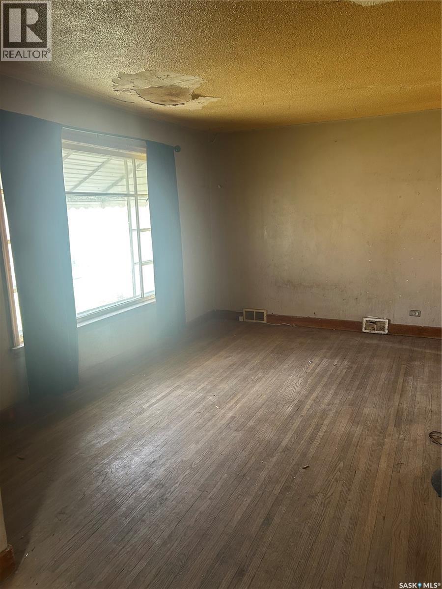 Additional image 6 of 1133 Elphinstone Street, Regina, SK, S4T3M2