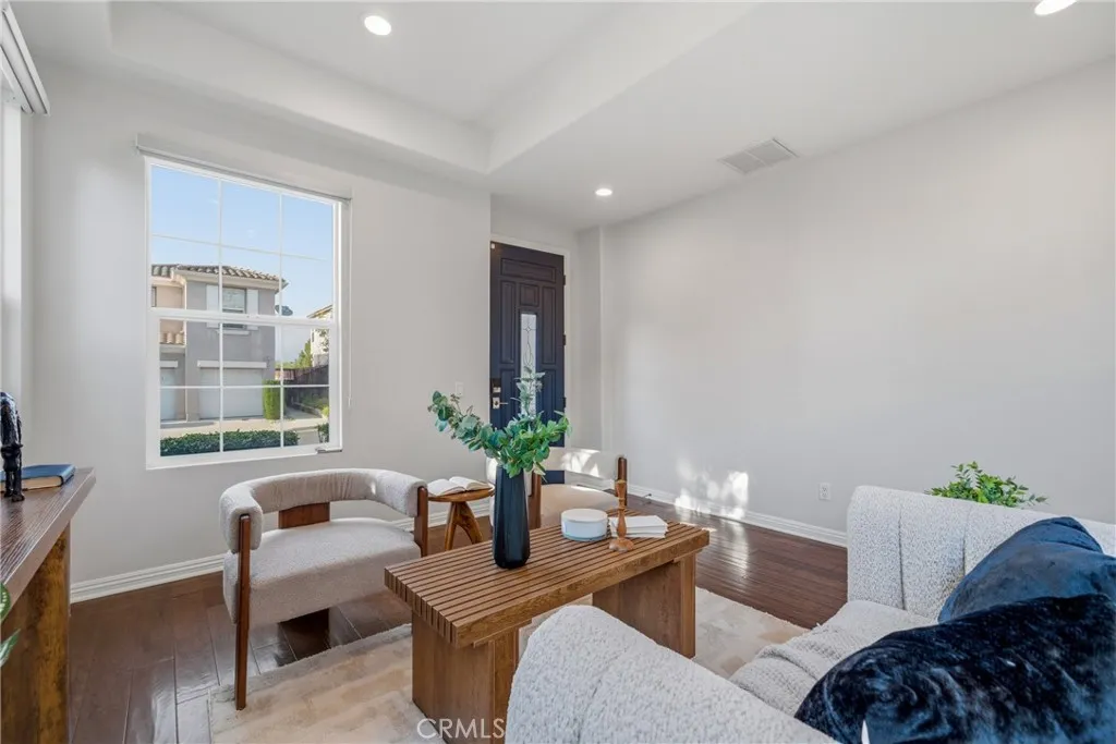 Additional image 4 of 678 Milford Street, Los Angeles, CA 90042