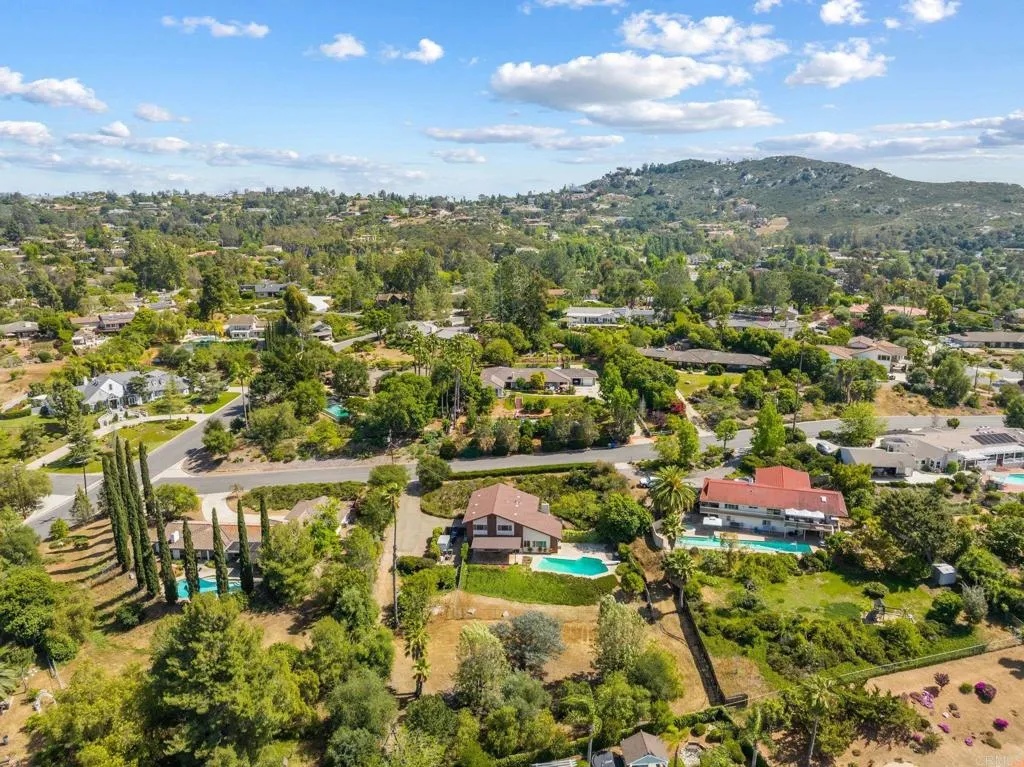 Additional image 42 of 16414 Calle Ana, Poway, CA 92064