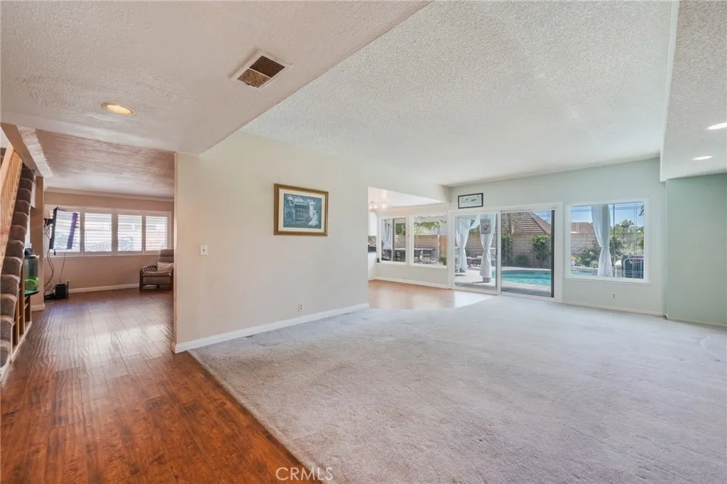 5252 Burgundy Cir, Irvine, CA 92604 photo 4