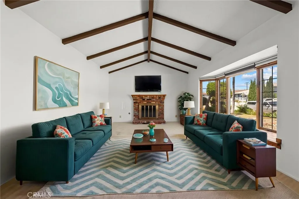 Additional image 8 of 620 Janetwood Dr, Oxnard, CA 93030