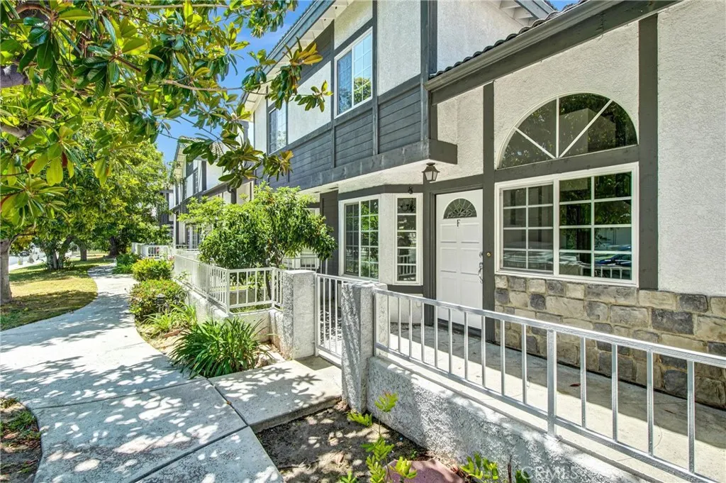 217 E Commonwealth Avenue Unit F, Alhambra, CA 91801
