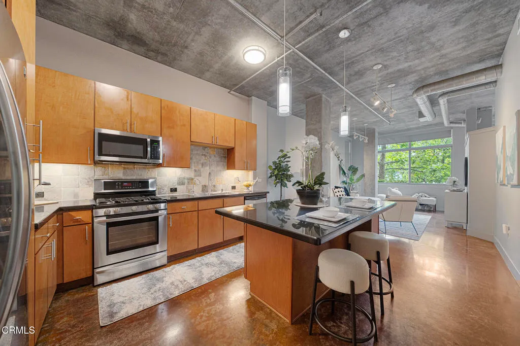 Additional image 6 of 840 E Green Street Unit 124, Pasadena, CA 91101