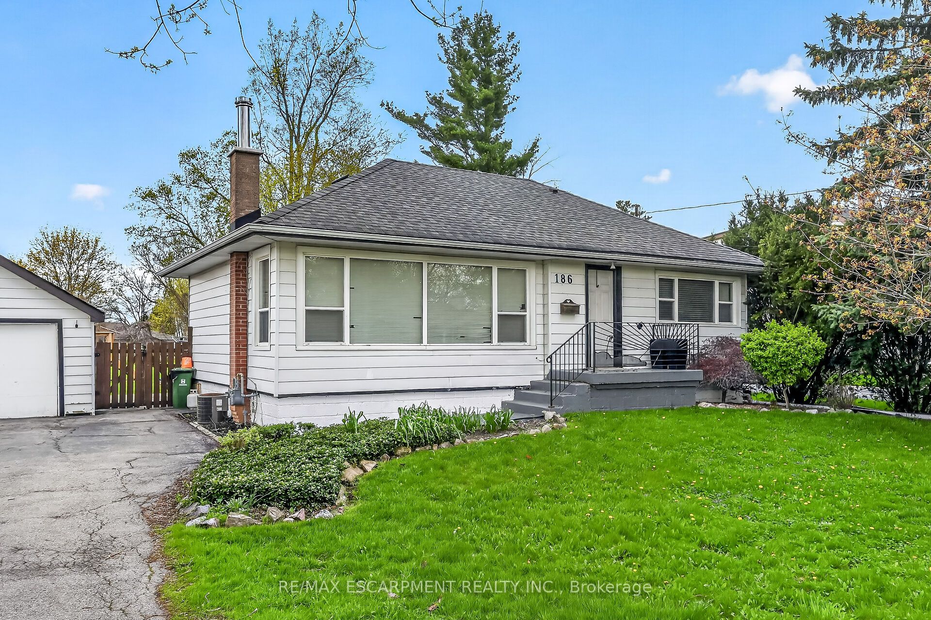 Additional image 2 of 186 Seneca Avenue, Hamilton, ON, L9B 1M2