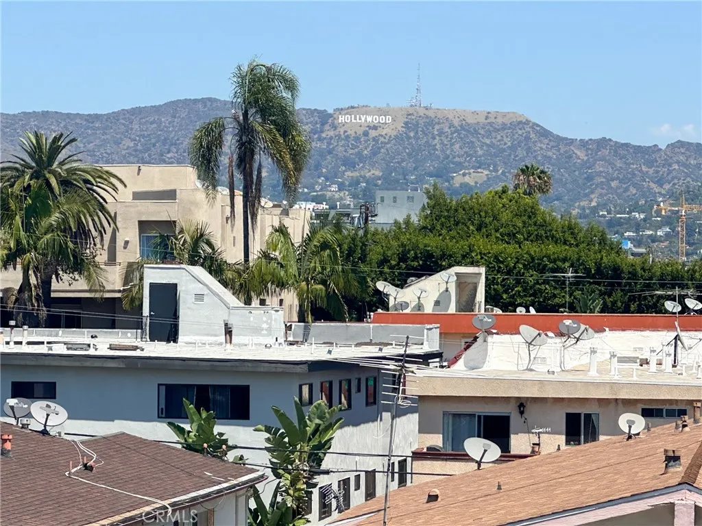 Additional image 2 of 4830 Elmwood Avenue Unit 302, Los Angeles, CA 90004