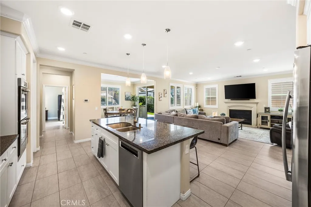 Additional image 15 of 5377 Strawberry Way, Fontana, CA 92336