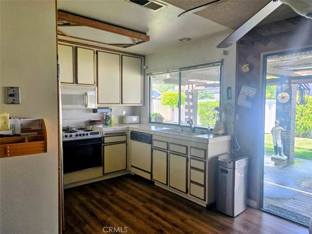 Additional image 20 of 22561 Catania, Laguna Hills, CA 92653