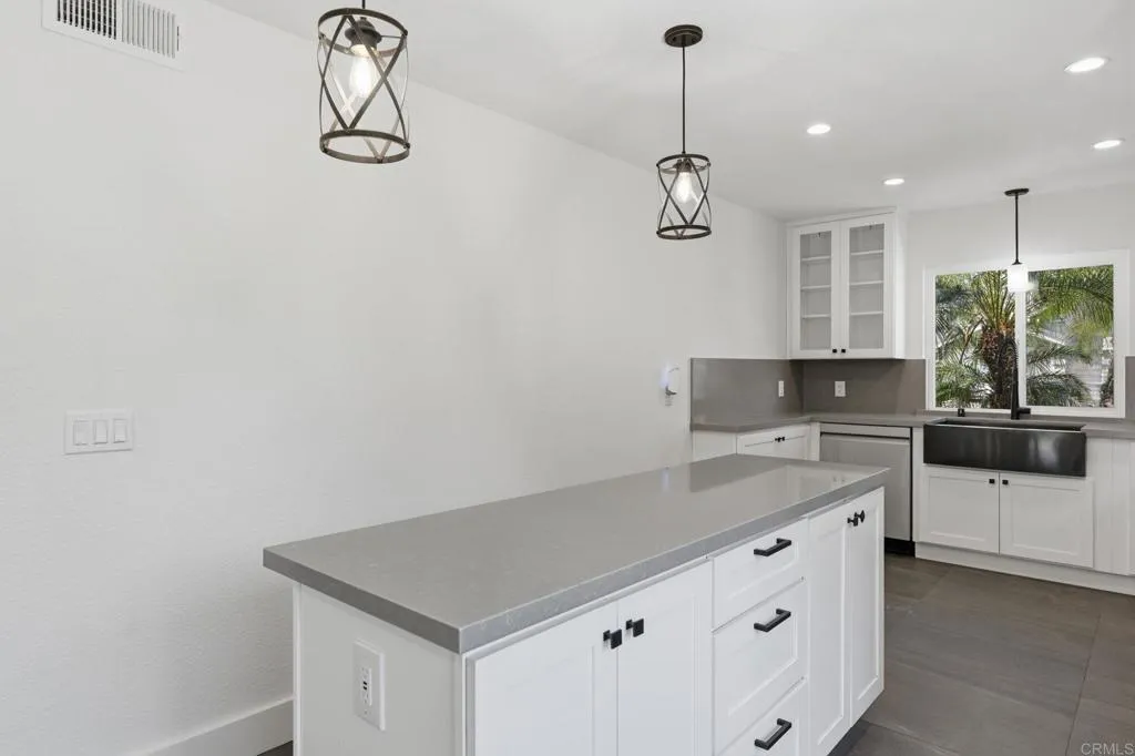 Additional image 67 of 1999 E Pointe Avenue, Carlsbad, CA 92008