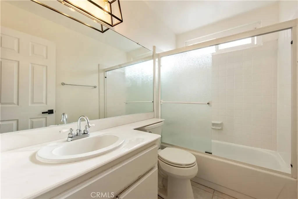 Additional image 68 of 19 Alabaster, Irvine, CA 92614