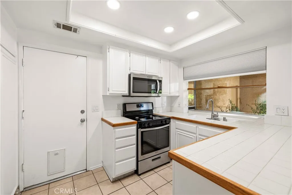 Additional image 43 of 22713 Copper Hill Dr Unit 44, Saugus, CA 91350