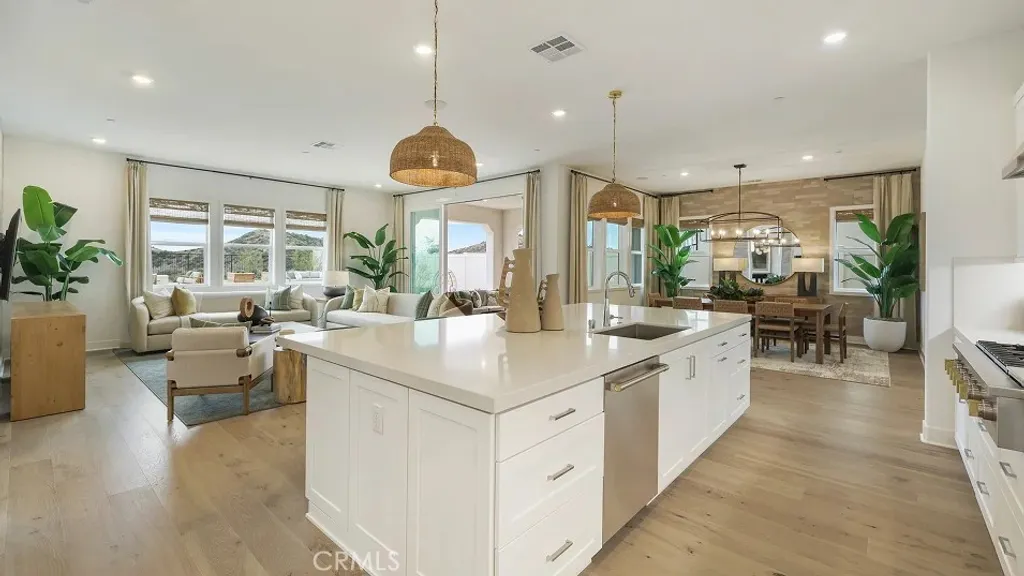 Additional image 4 of 24337 Camino Oceano, Valencia, CA 91354