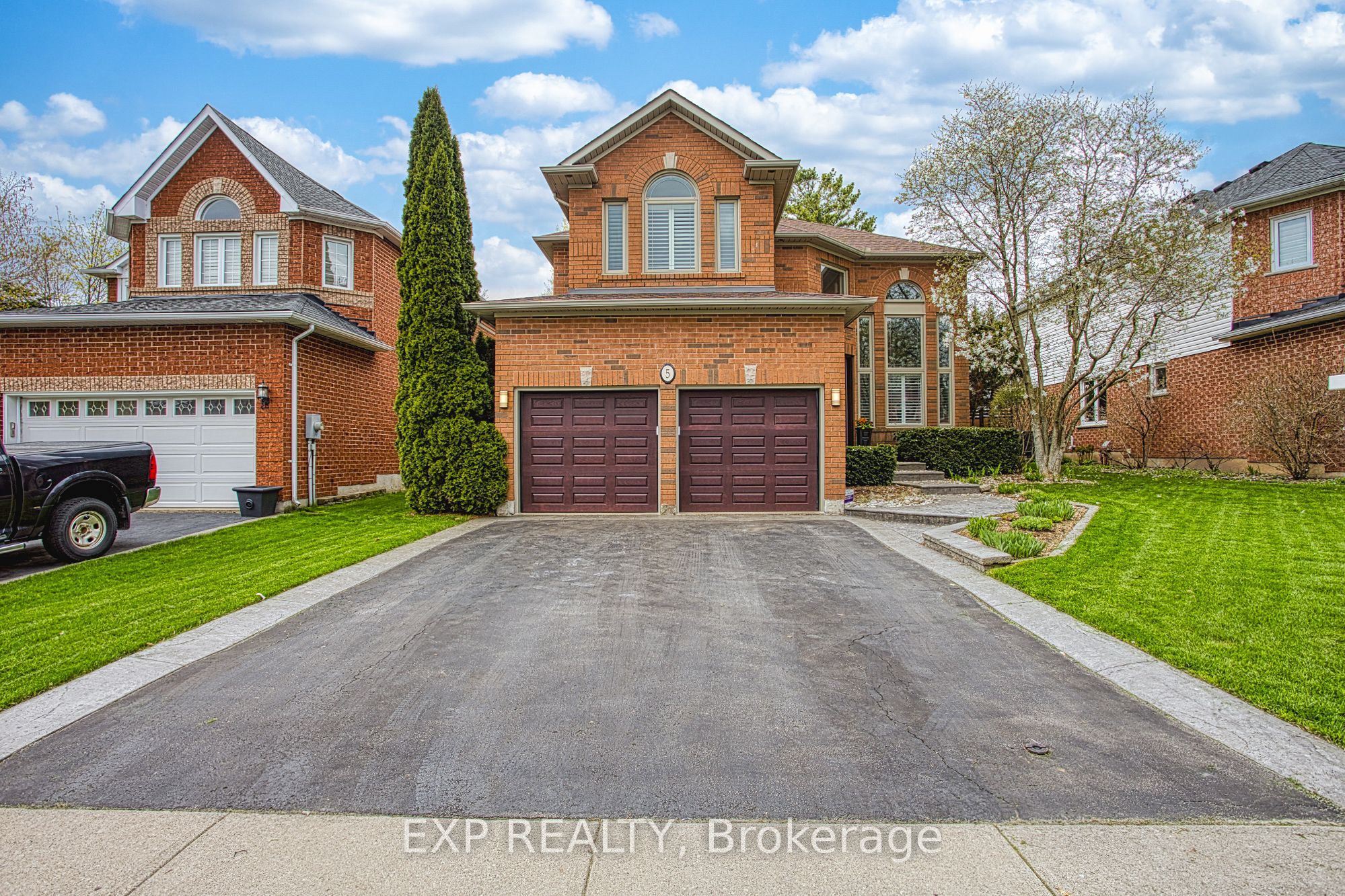 Additional image 2 of 5 Shetland Drive, Hamilton, ON, L8B 0N9