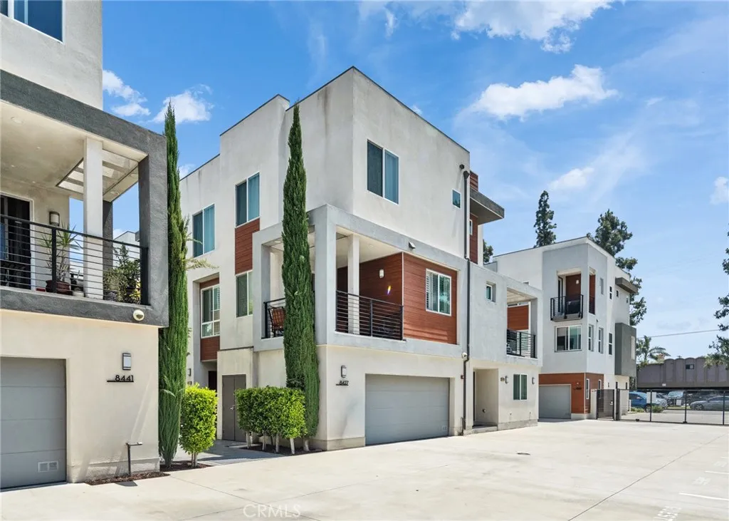Additional image 37 of 8417 Tweedy Ln, Downey, CA 90240