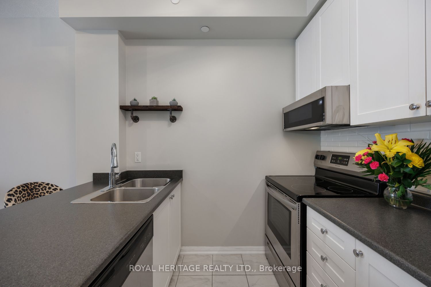 Additional image 5 of 220-80 Aspen Springs Drive, Clarington, ON, L1C 0V4