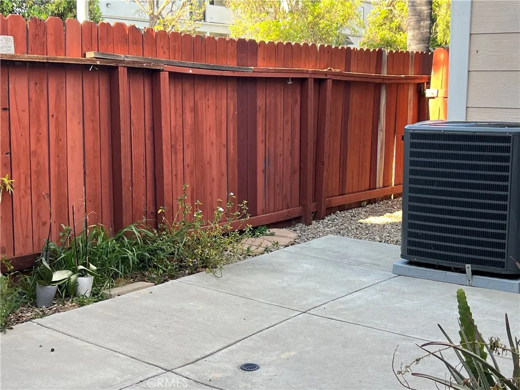Additional image 31 of 17726 Kinzie St, Northridge, CA 91325