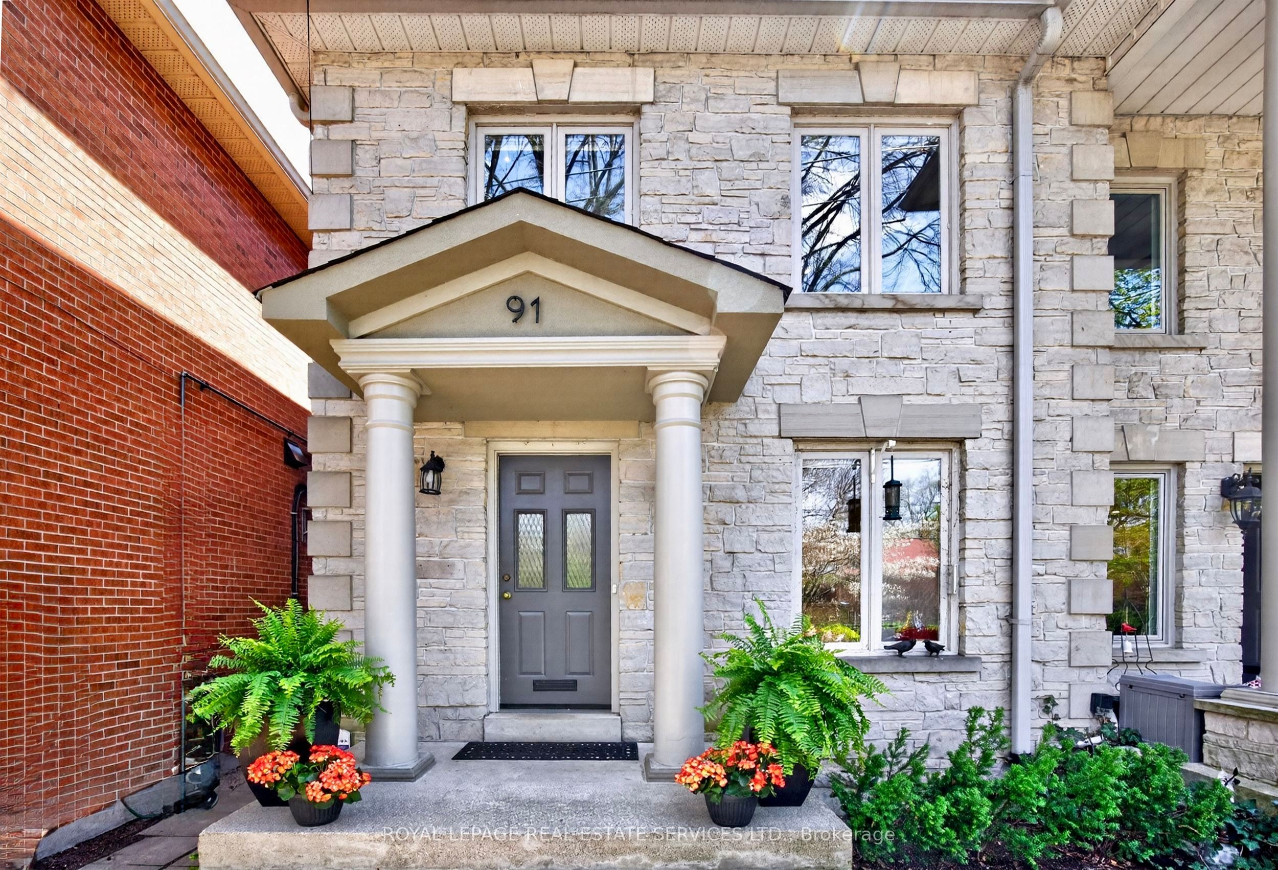 Additional image 3 of 91 Old Mill Road, Toronto, ON, M8X 1G9